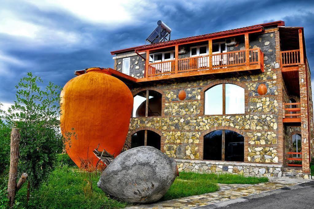 Twins Wine House Hotell Napareuli Exteriör bild