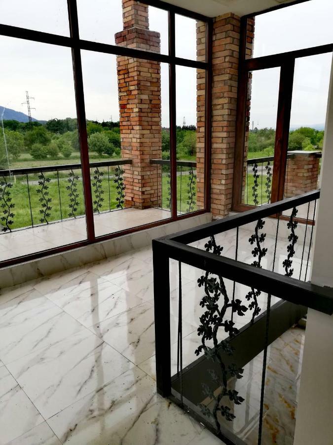 Twins Wine House Hotell Napareuli Exteriör bild